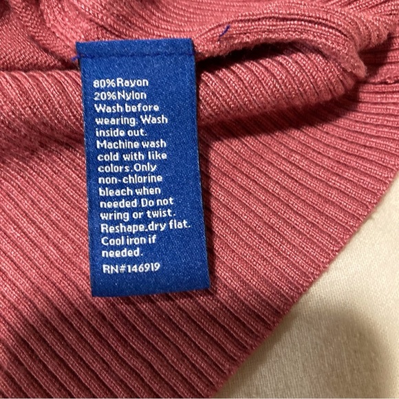 Apt. 9 Women's Cable Knit Sweater in Dusty Rose with 3/4 Sleeves - Picture 7 of 9